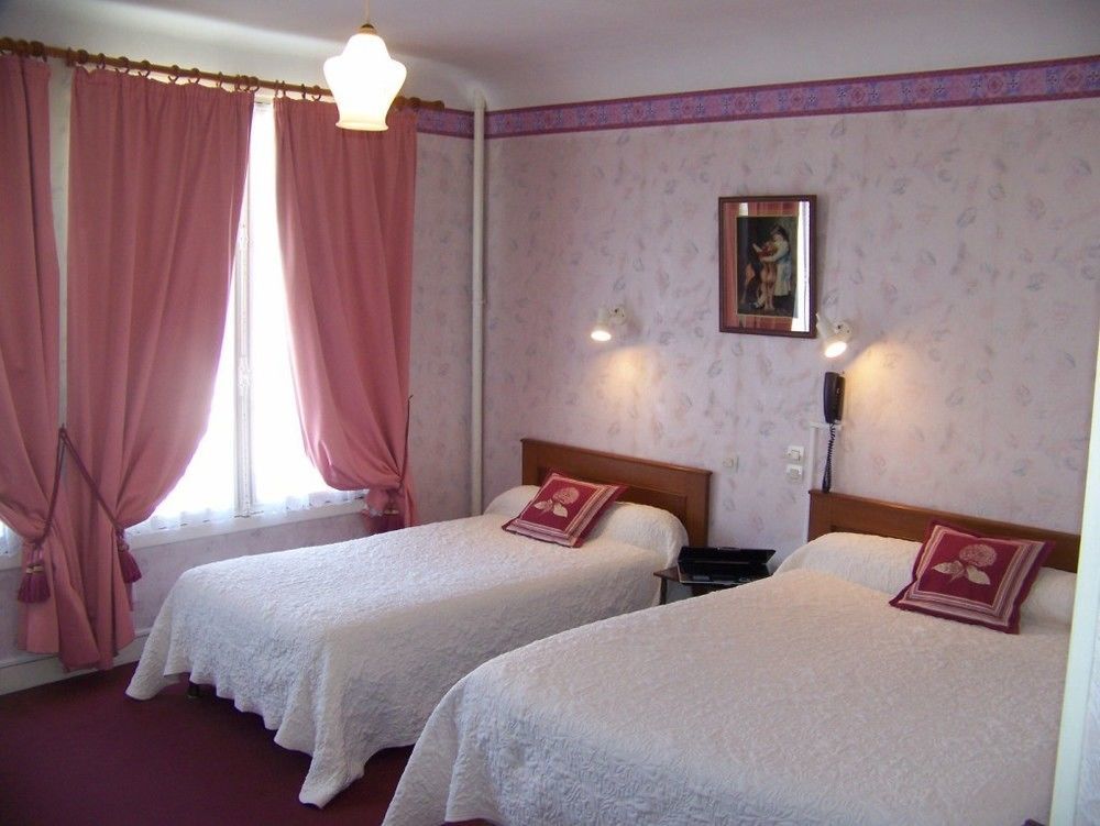 Hotel La Pocatiere Coutances Exteriör bild